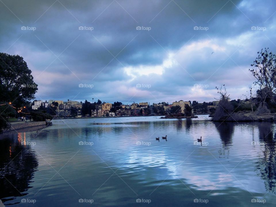 Lake Merritt . a jog at the lake