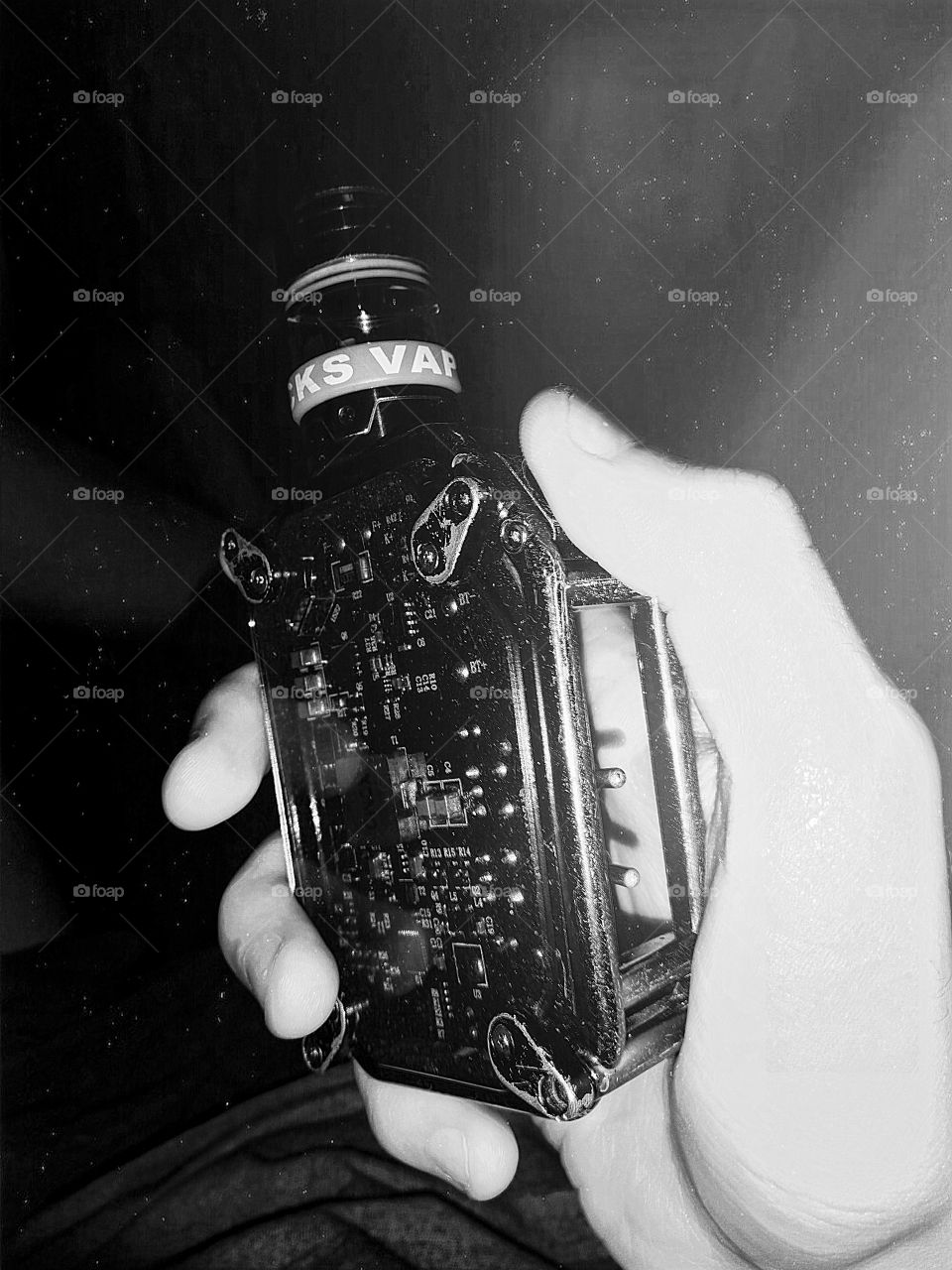 my vape in black and white