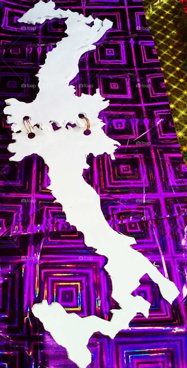 the face book of the country ITALY.
it's the first book entire the worldwide on it and no one like this in the world till now.
if you like it you should download it and share it when you first look.