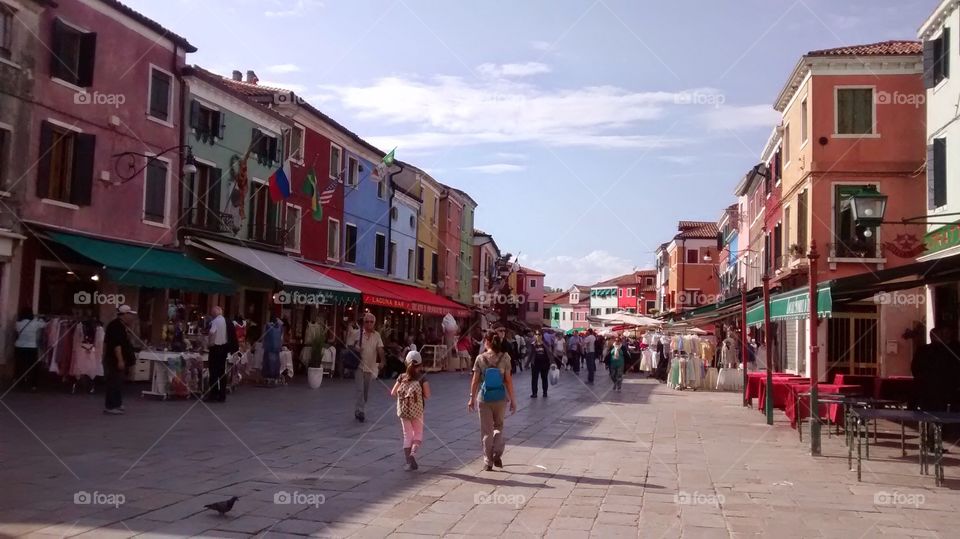 Una calle de Burano, Venecia
