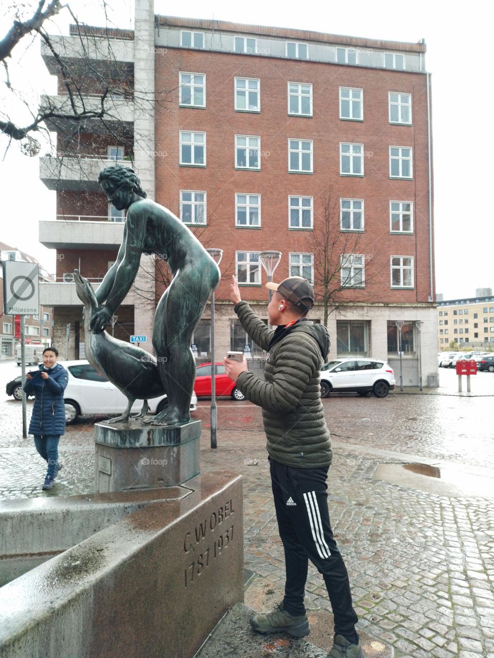 A statue in DK