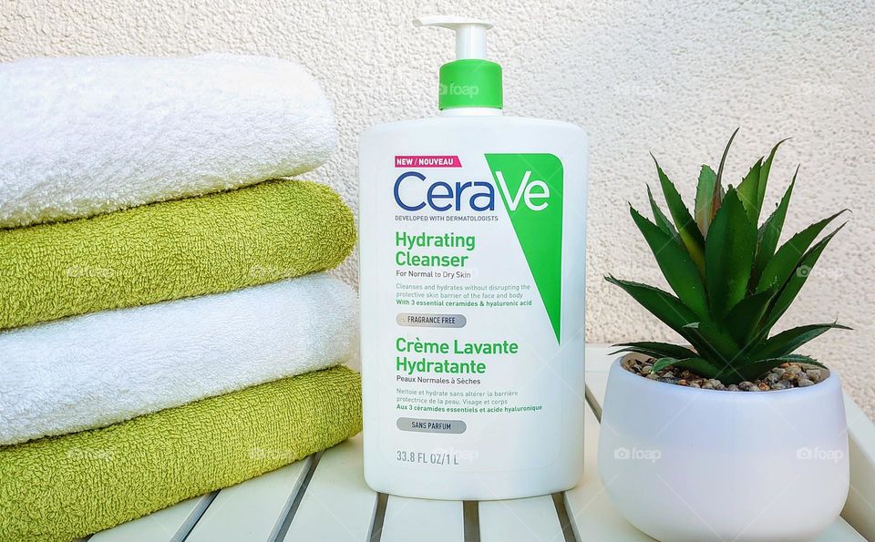 Morning beginning with CeraVe 🤍💚