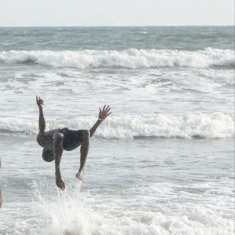 playing on the beach of Akkra Ghana