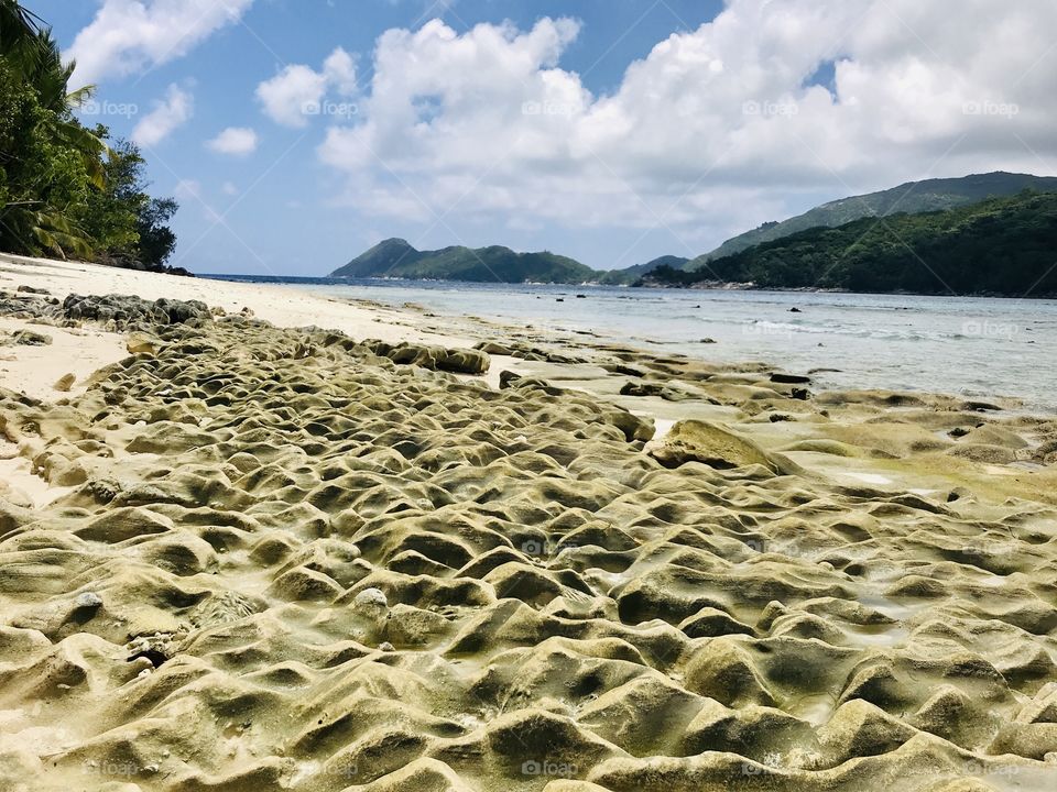 Secret Beach on the Seychelles, interesting rocks 