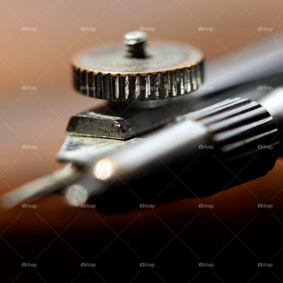 I saw this metal caliper is somehow a nice object of my photoshoot. So I took some images of it.