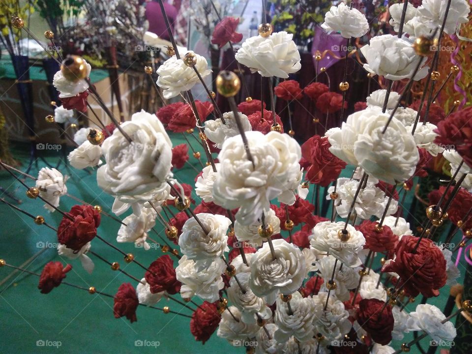 artificial flowers
red and white Flowers
home decoration
decorative items