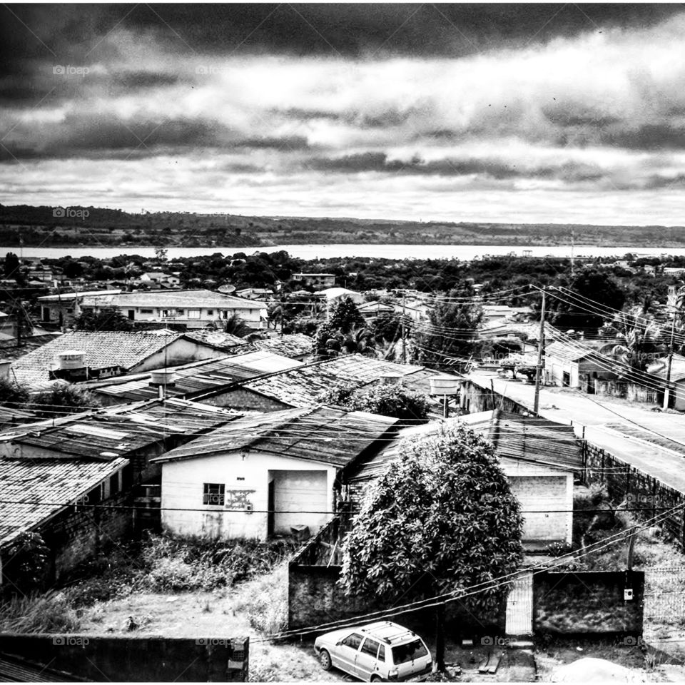 Cidade "fantasma"_ "ghost town. Cidade de Tucuruí-Pa-BR
Localizada no coração da amazônia...

Não é uma cidade abandonada,  nem fantasma. Mas parece!