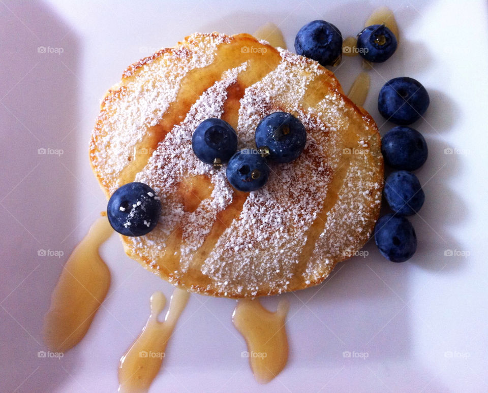 plate sugar pancakes brunch by vindruva