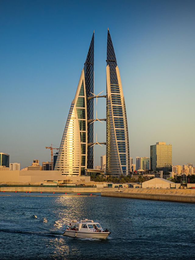 Bahrain world trade centre