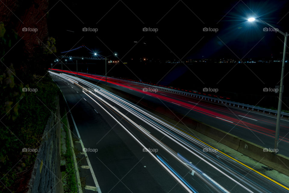 Car traffic in Brooklyn, NY at night