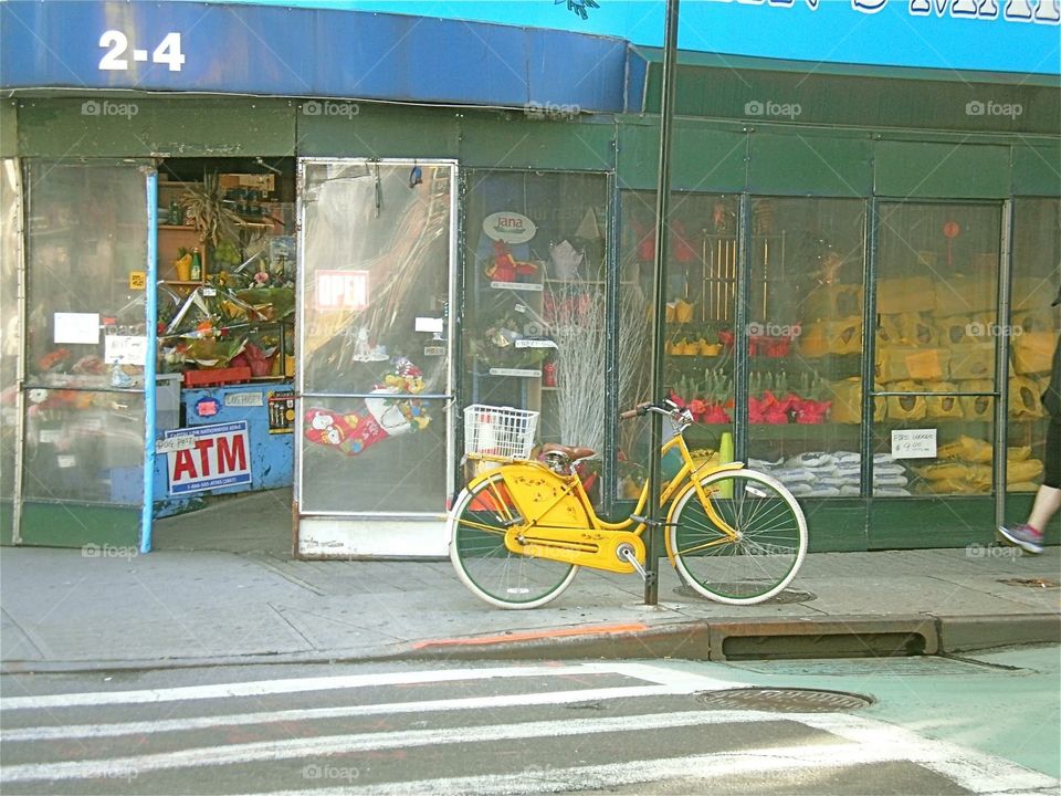 Yellow bike NYC 