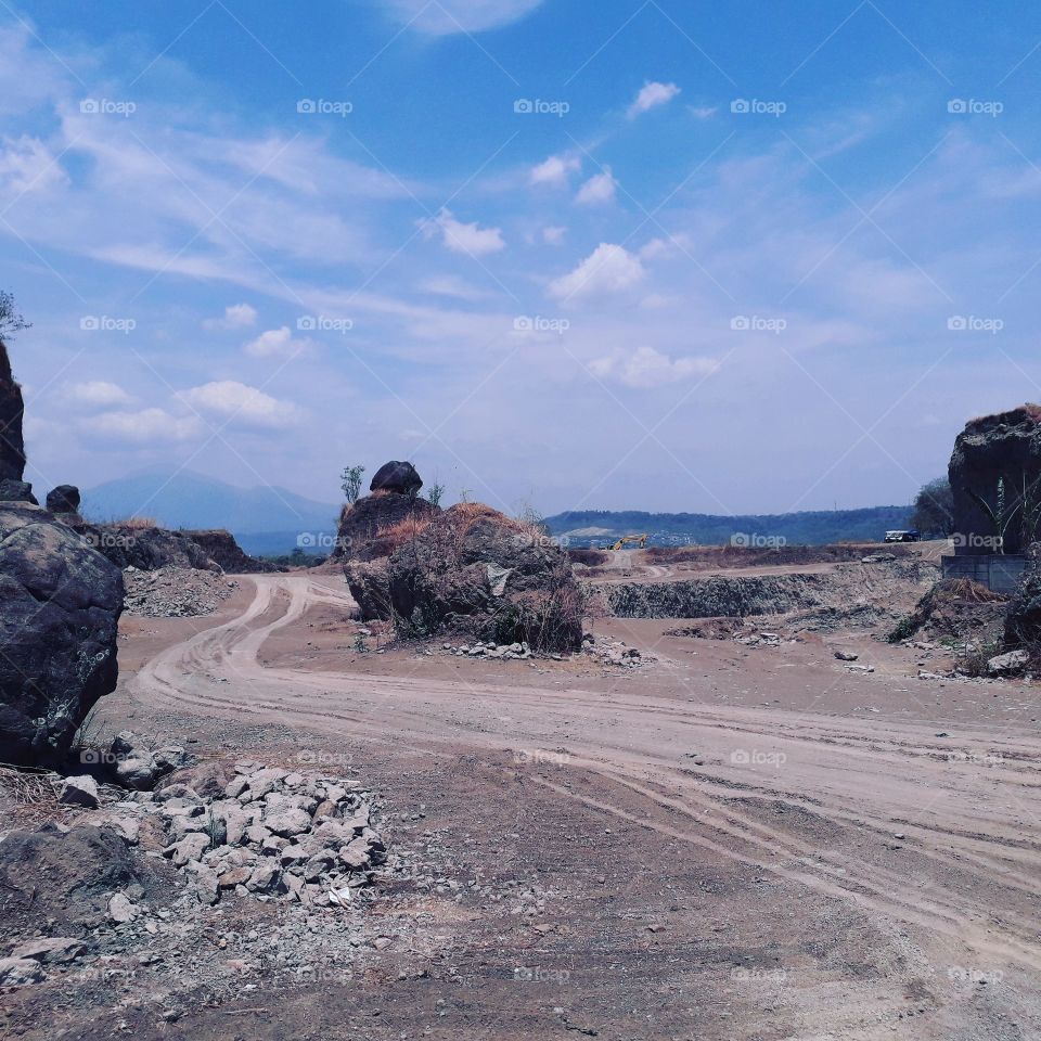 BROWN CANYON INDONESIA :
A former mining site in Semarang that resembles "Brown Canyon" in the United States.  The photo was taken on September 27, 2019