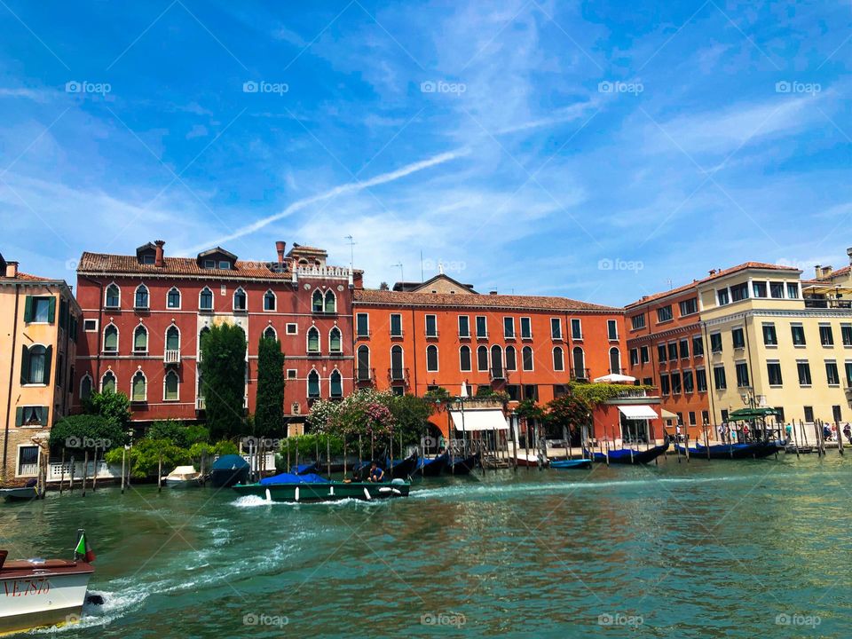 Red houses on Big Channel in Venice 