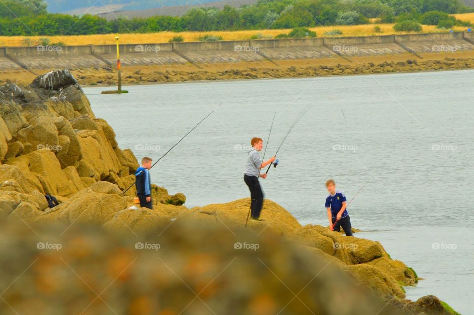 Kids Fishing 