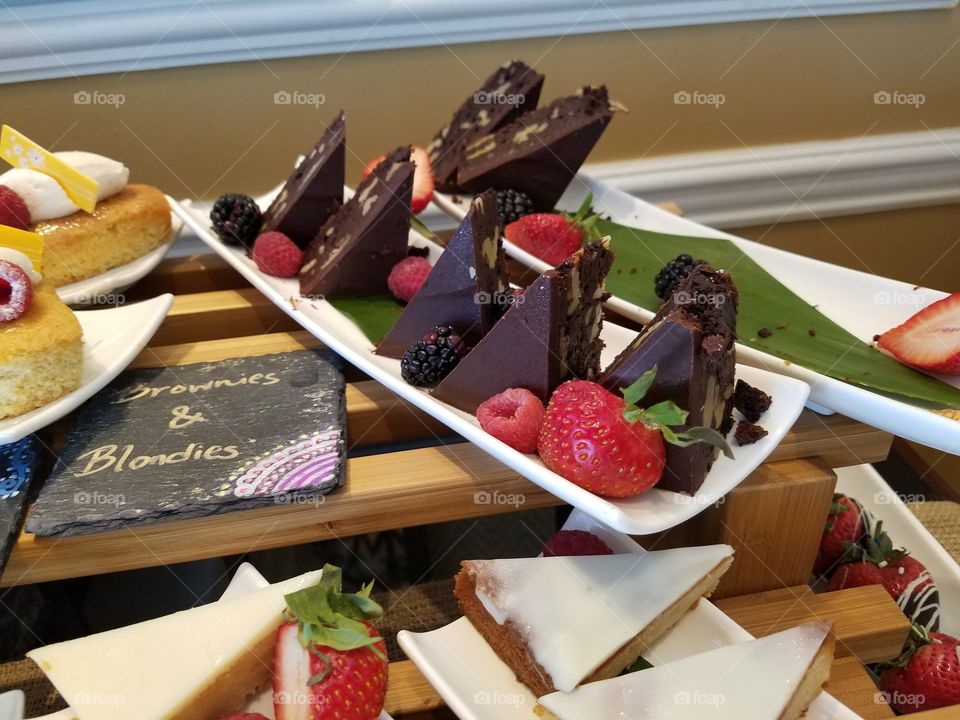 dessert dishes chocolate fudge brownies and blondies