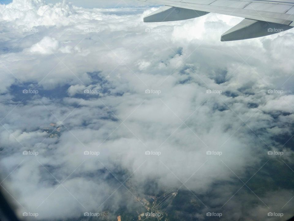 Over the sky, I see you