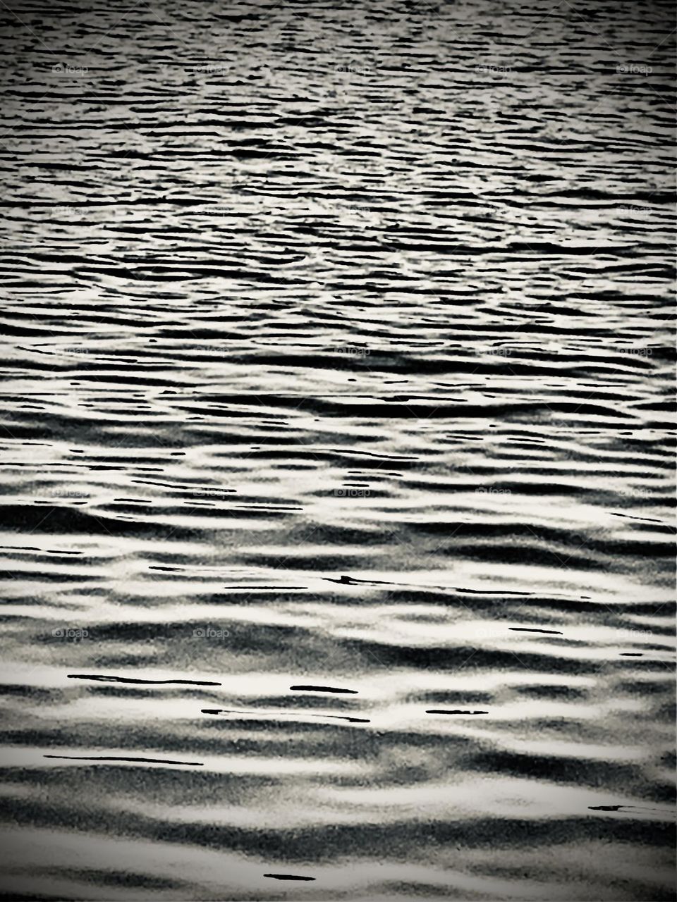 B&w endless water