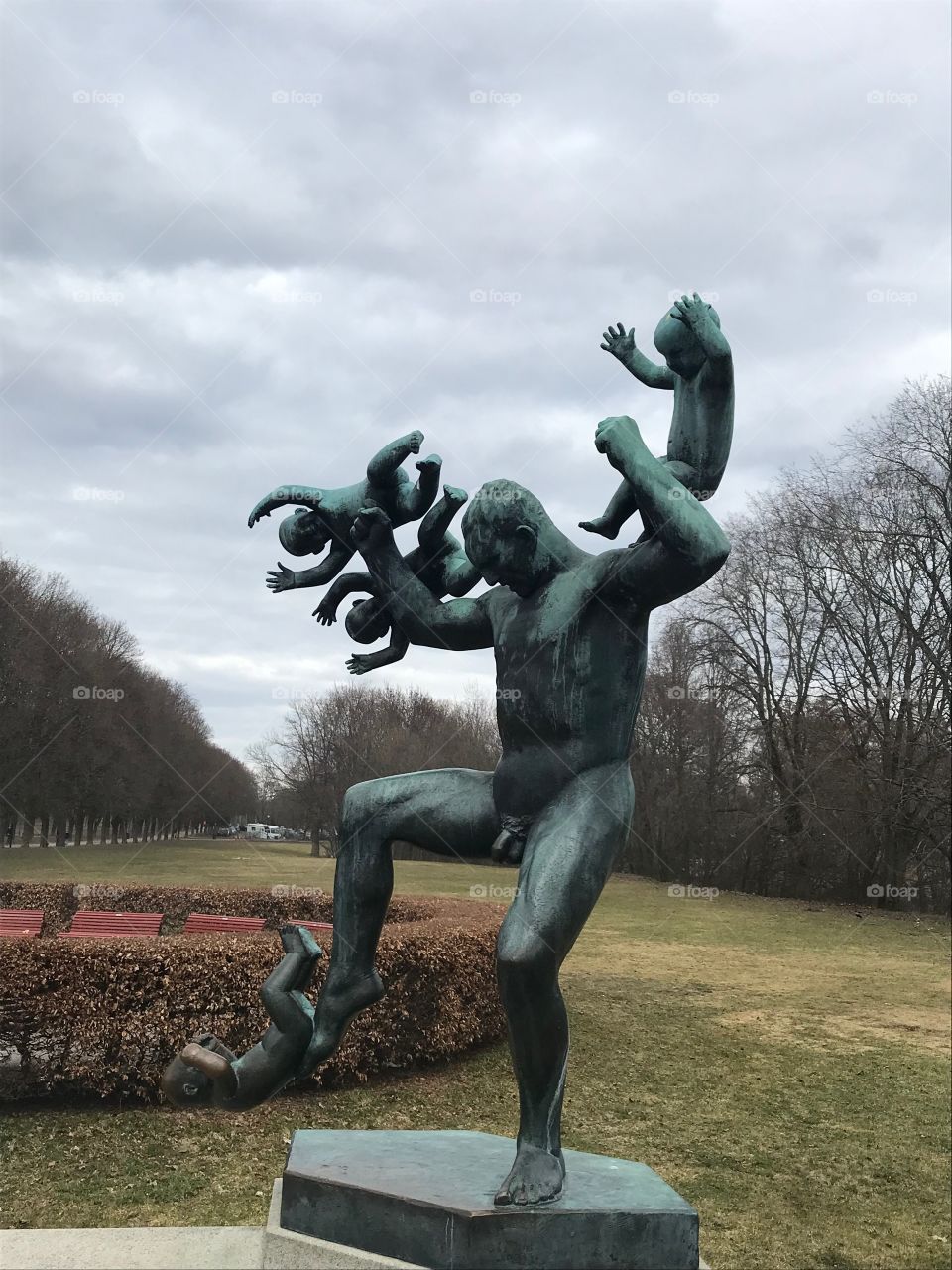 Statue at Frogner Park 