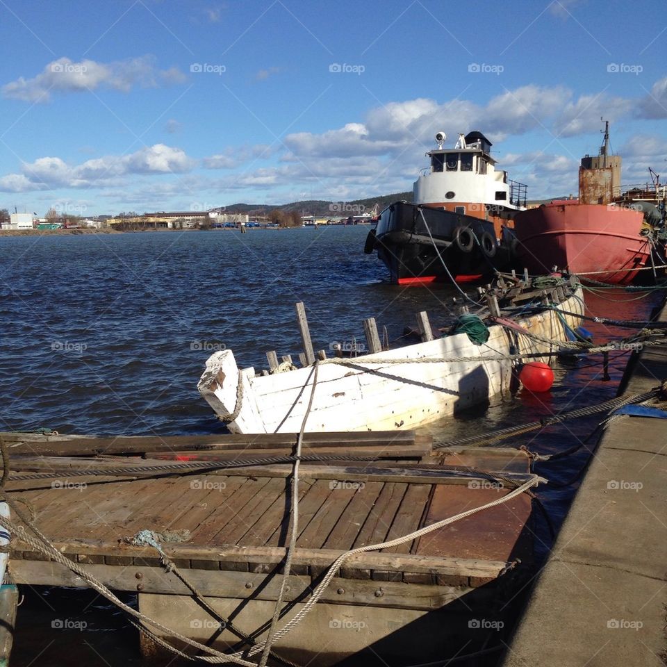 The dock of broken dreams