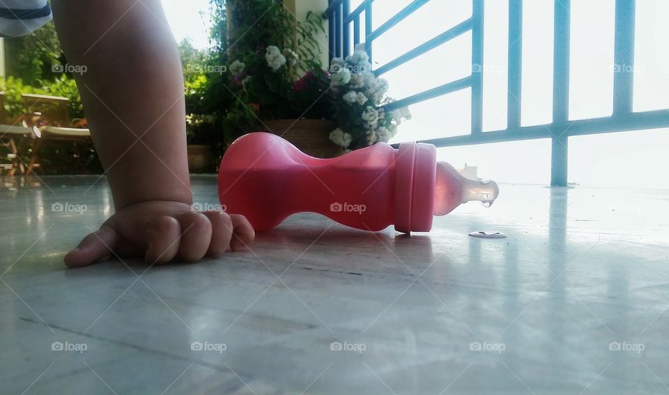 baby bottle spilt, 