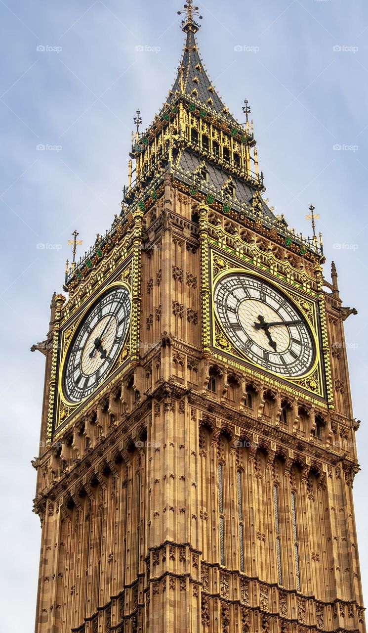 Elizabeth Tower clock in London