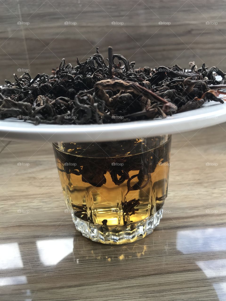 This romantic organic black tea is bursting with velvety fruit and floral notes and is a perfect gift for someone you love. With every sip, they will think of you!
That’s why I can’t leave without black tea.