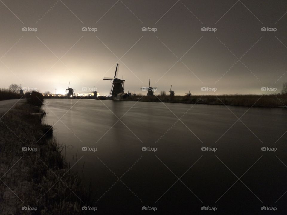 Early morning at the worldheritage of Kinderdijk 