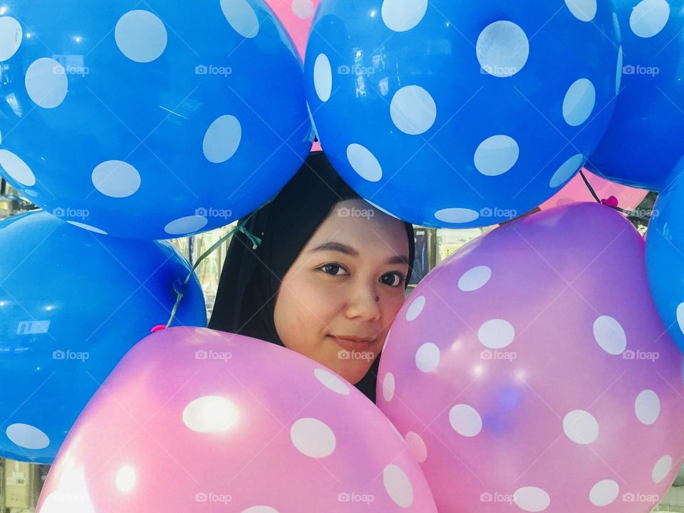 polka dot balloon