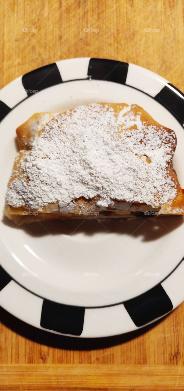 Apfelstrudel /Apple strudel
