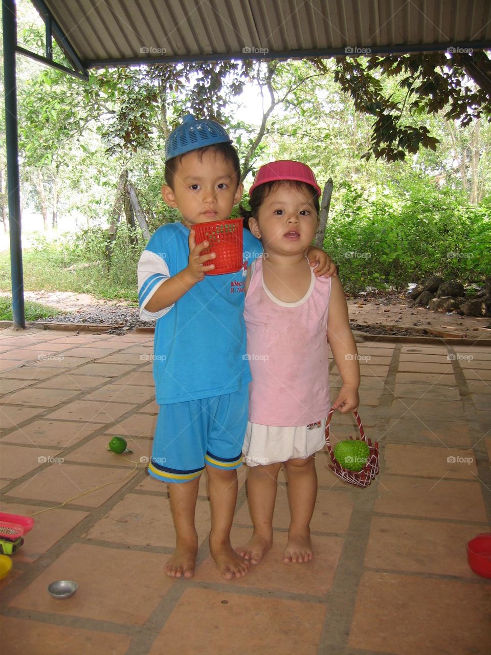 Hai con có mủ mới.