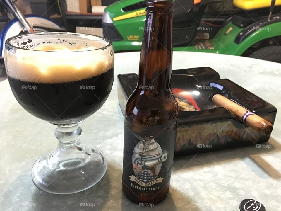 Cigars and Stout