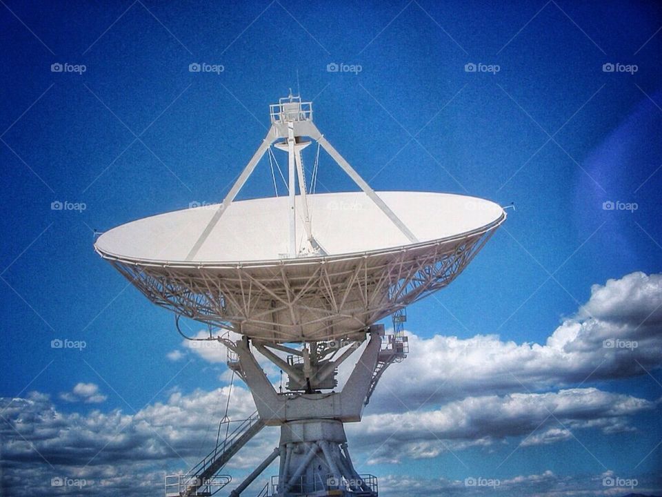 Radio telescope