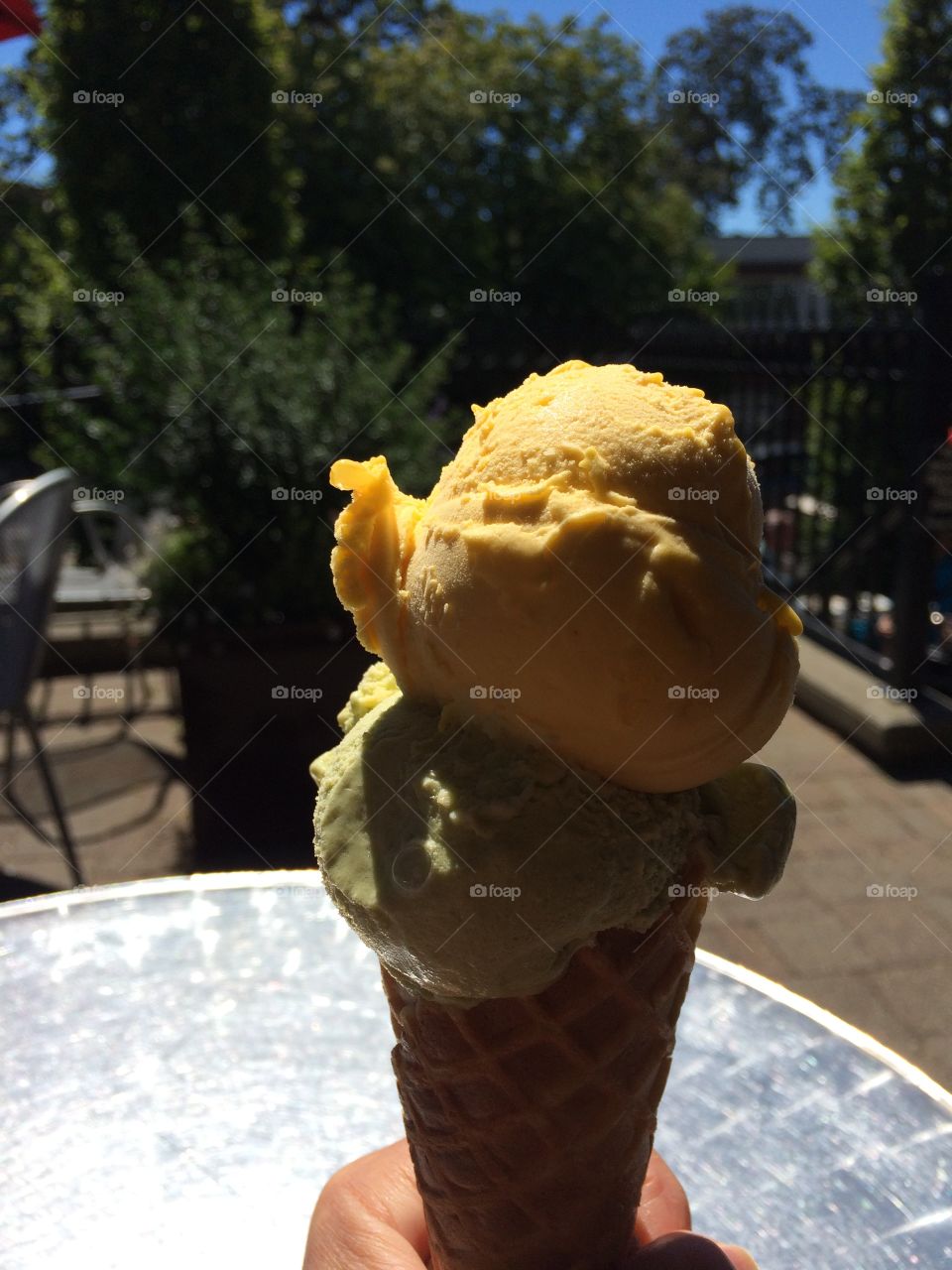 Mango- pistachio