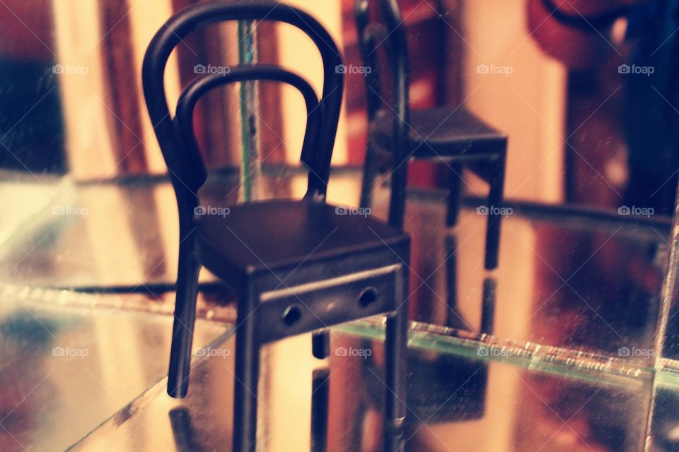 Стульчик вешалка