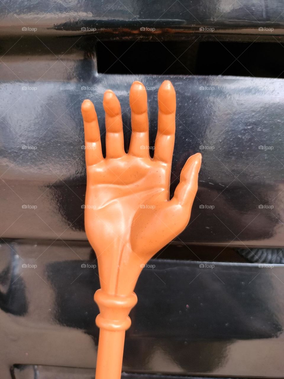 Plastic Hand Toy