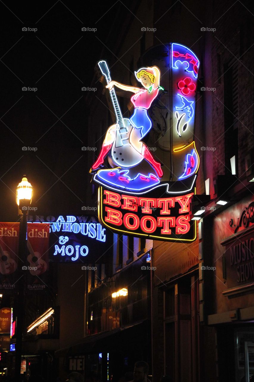 Betty Boots Nashville. Betty Boots Sign