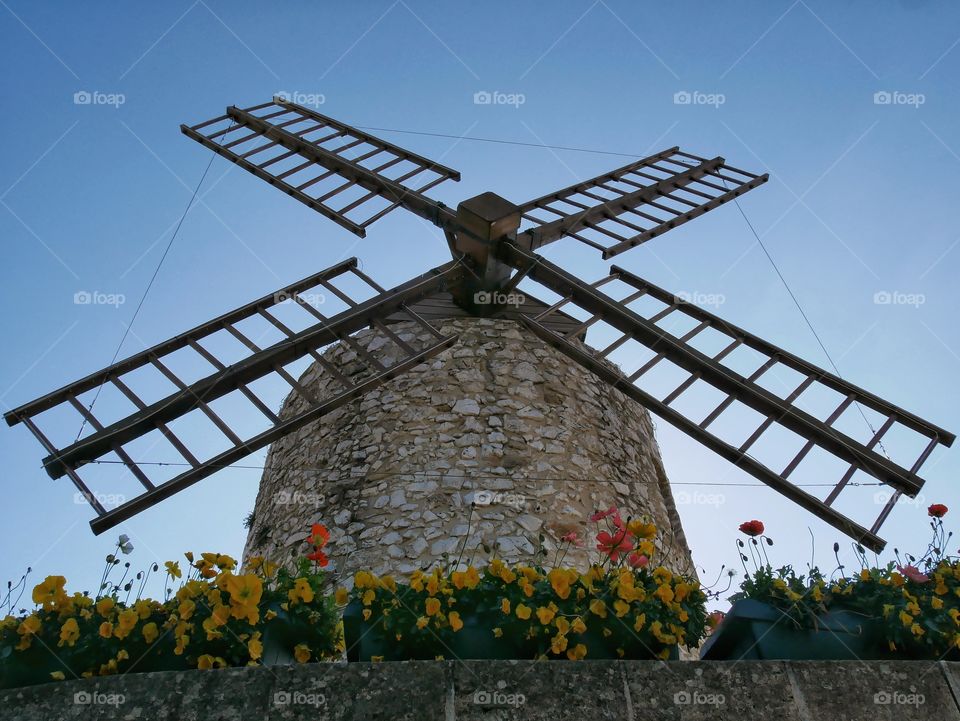 Flowerpot before the mill