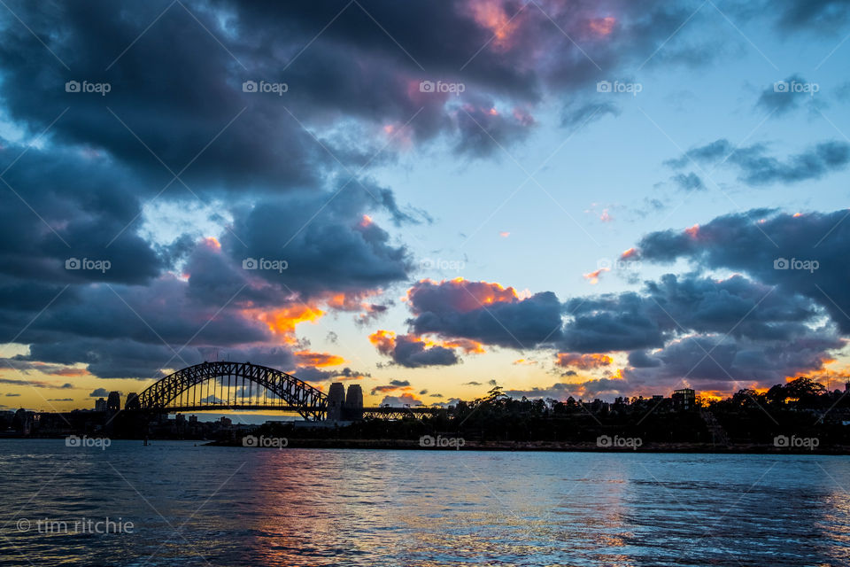 Cloud colour at dawn over the Sydney Harbour Bridge 