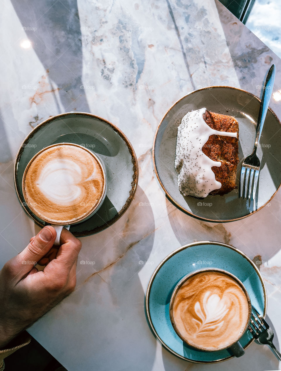 Drinking coffee at the cafe 