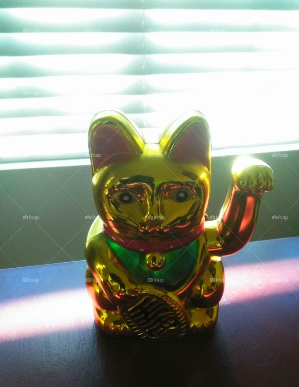 Maneki Neko my favorite Gold Souvenir aka Lucky Cat ✨