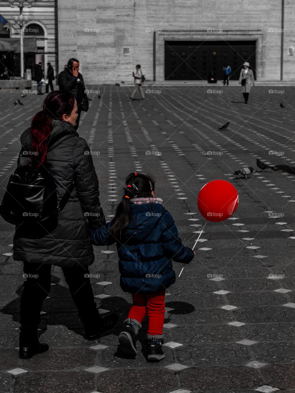 Red ballon