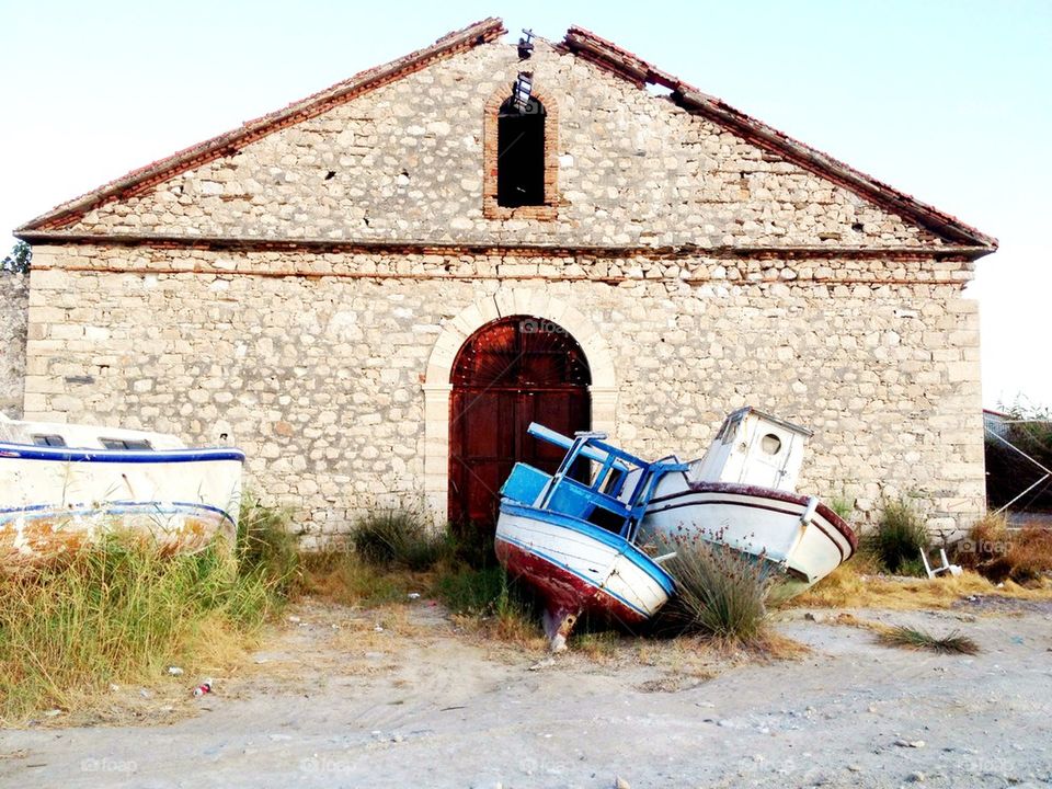 Waiting for the sea 