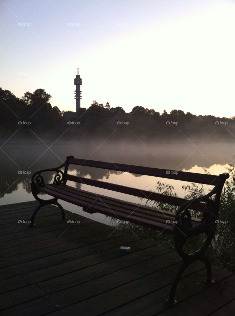 morning water mist bench by bergenstrahle