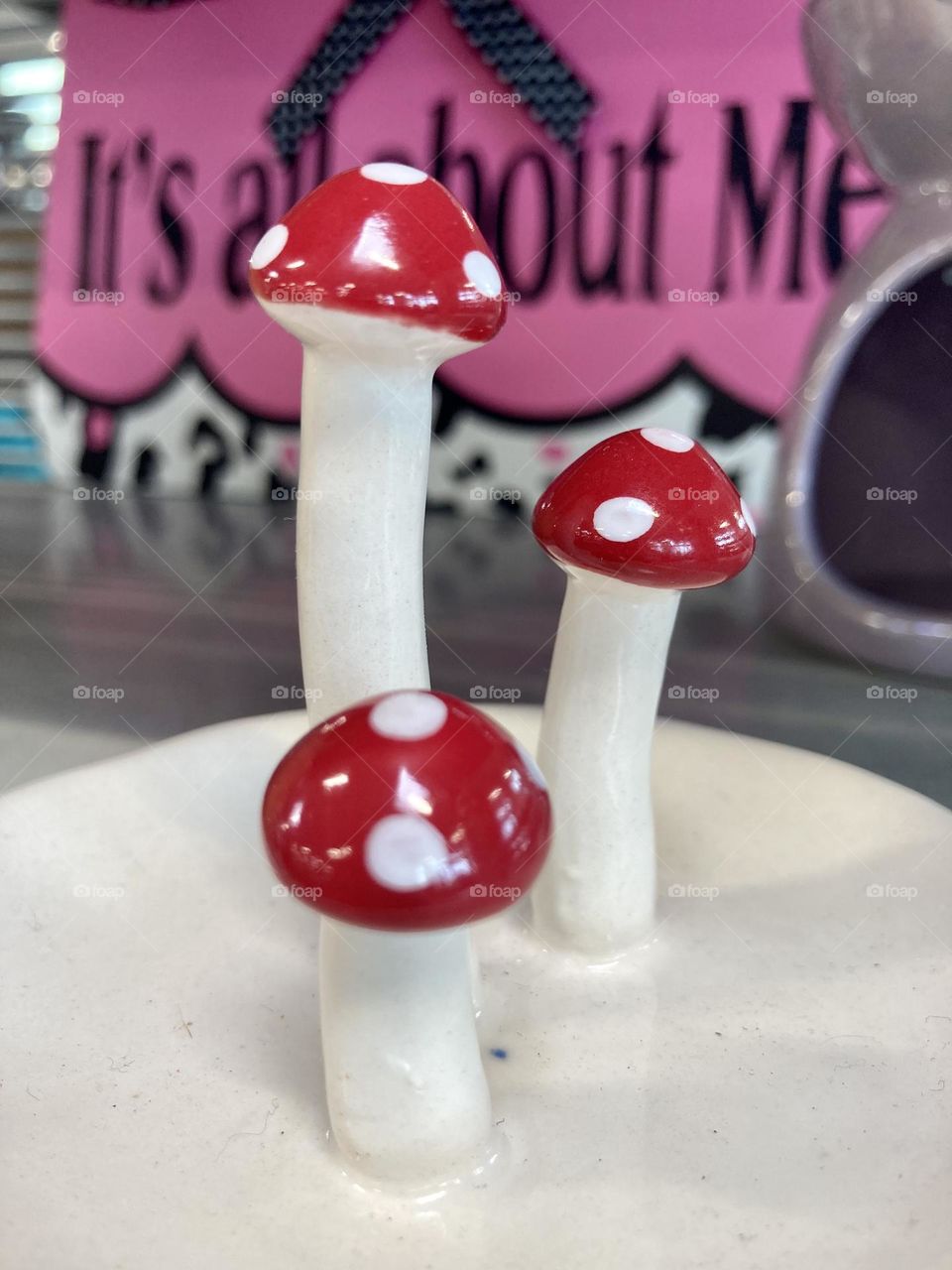 Mushroom ring holder 