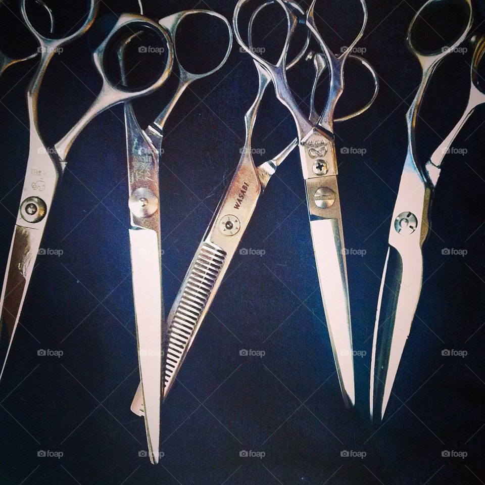 Haircutting scissors