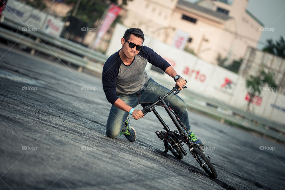 Man drift bike on the road 