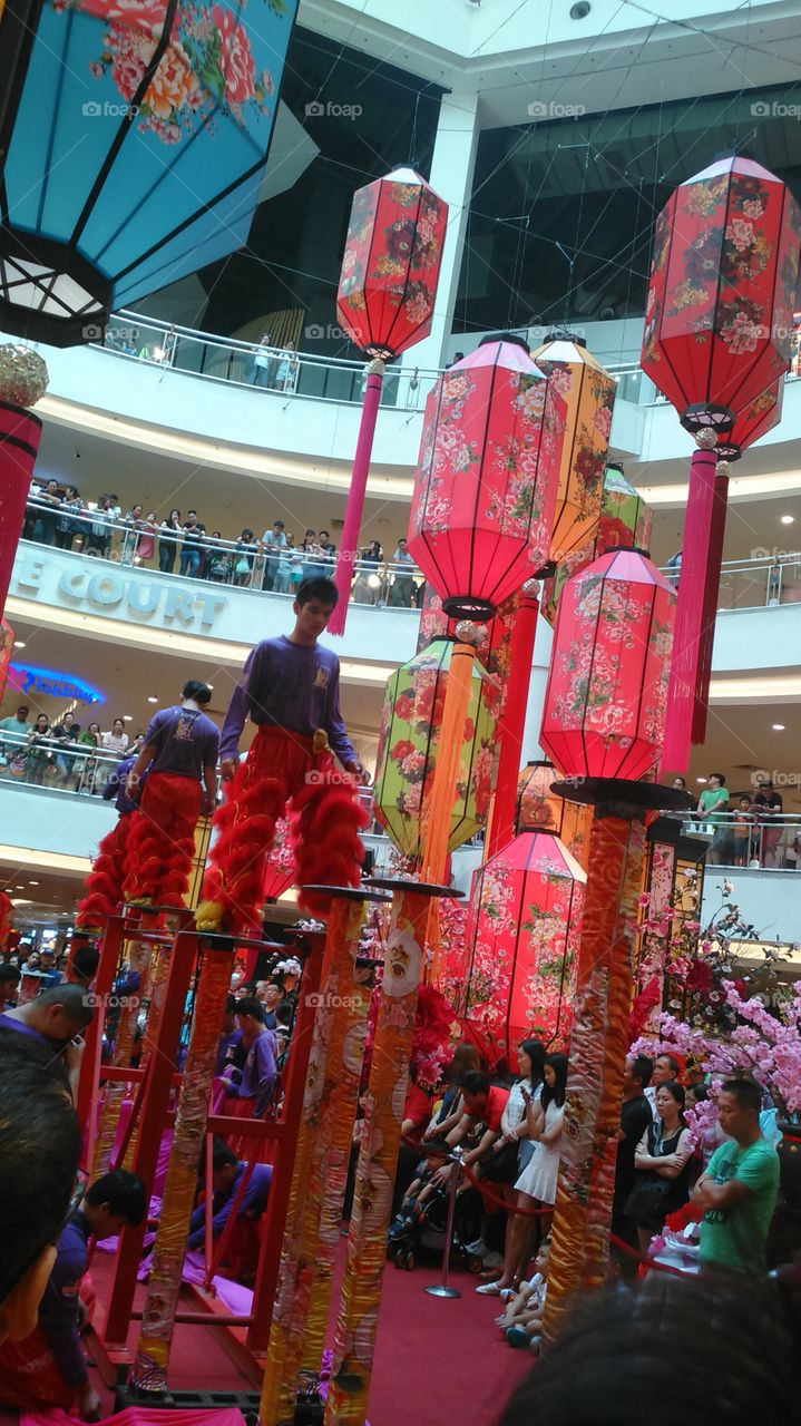 the preparation of the show for the Chinese new year