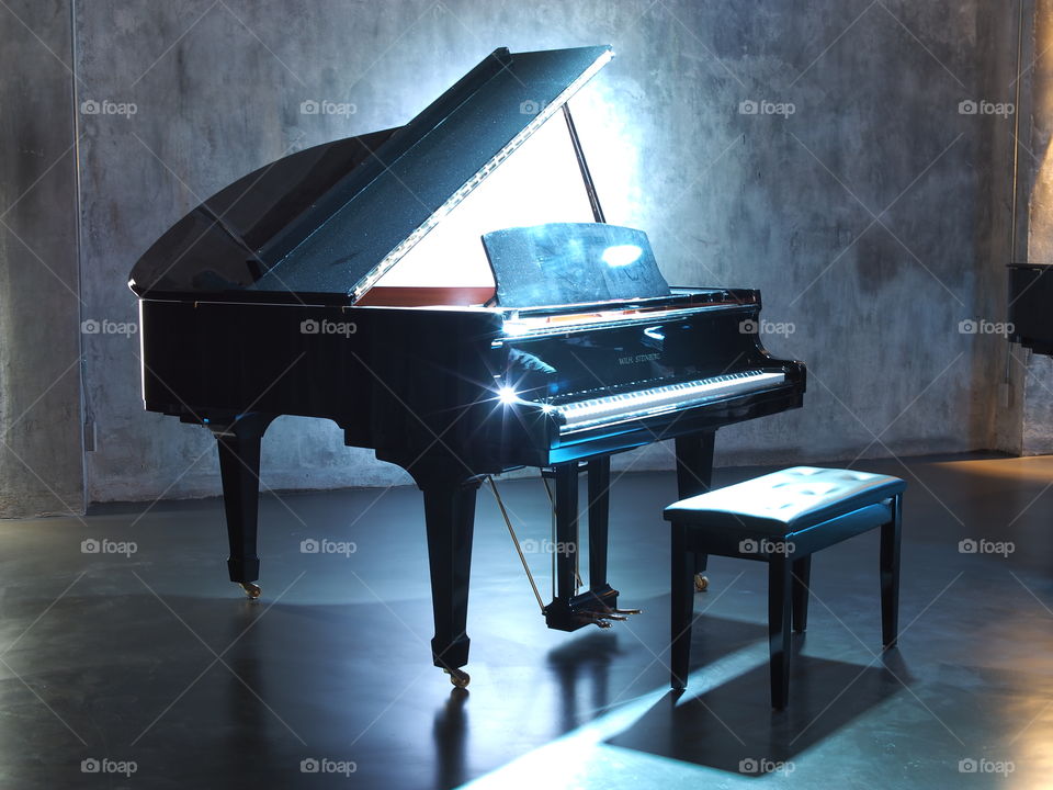 Grand piano