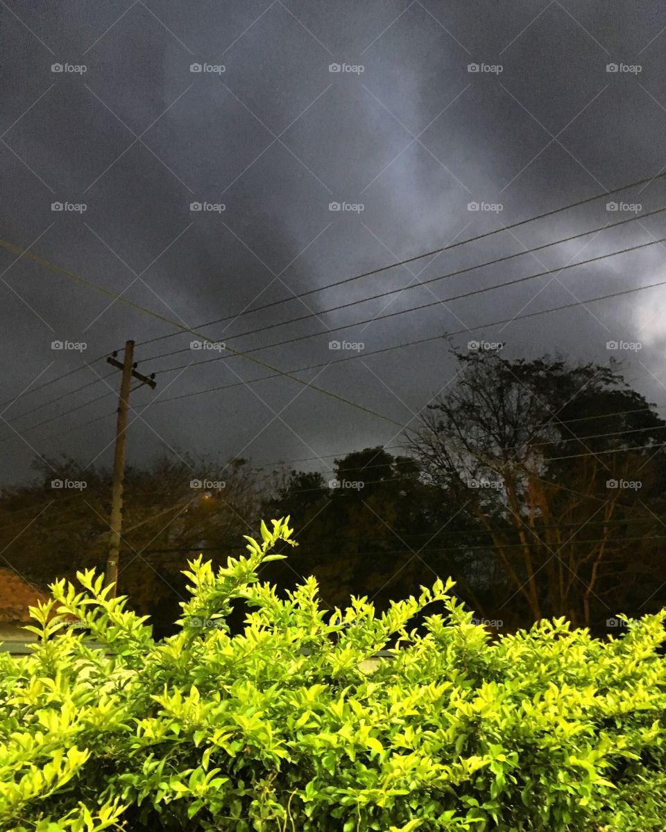 🌅Desperte, #Jundiaí. Que frio... e cadê a #chuva?
Que a jornada possa valer a pena!
🍃
#sky #céu #photo #nature #morning #alvorada #natureza #horizonte #fotografia #pictureoftheday #paisagem #inspiração #amanhecer #mobgraphy #mobgrafia