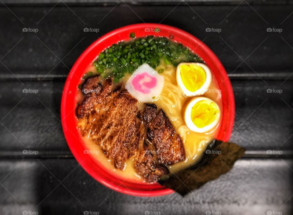 Tonkotsu Lámen, Kaijin Izakaya. 